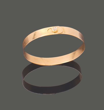 Bracelet jonc en or jaune 18K (750), de forme...