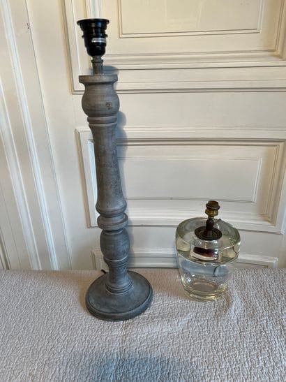 Large baluster-shaped lamp base in gray lacquered...