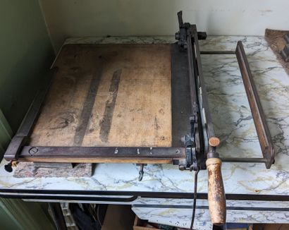 Set of bookbinder's tools and accessories:...