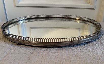 Oval-shaped silver-plated centerpiece with...