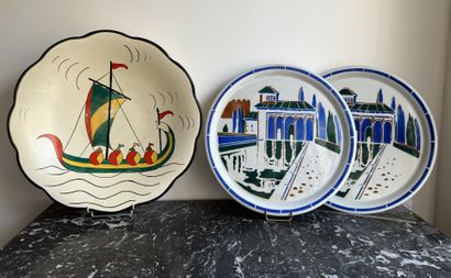 KELLER ET GUERIN, Lunéville. Pair of round...