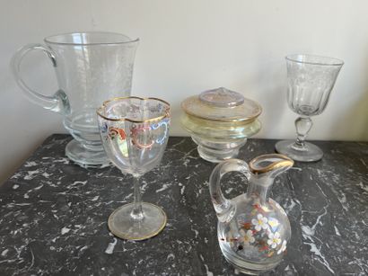 Set of glassware, with enameled or engraved...
