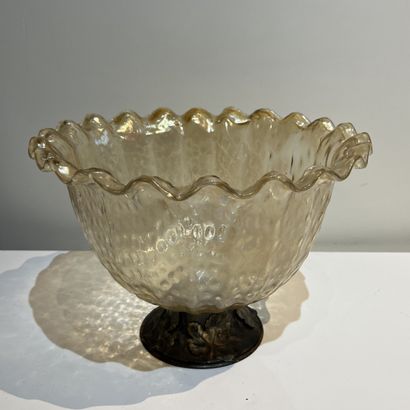 Murano. Large iridescent yellow glass punch...