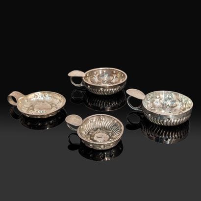 Set of four tastevins in silver (925): one...