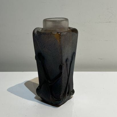 Jean-Claude NOVARO (1943-2015). Vase quadrangulaire...