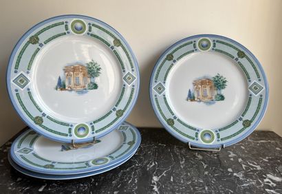 Suite of five dinner plates and one large...