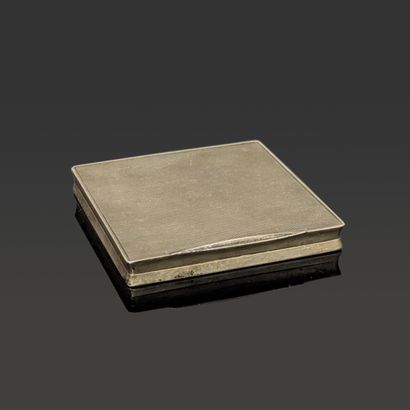 A square silver powder case (925), decorated...