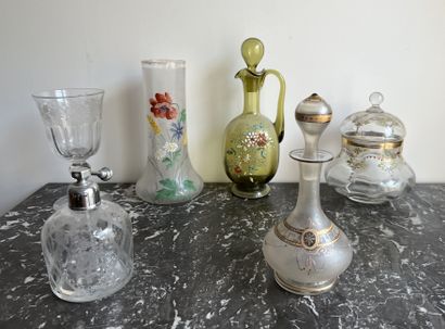 Set of glassware, with enameled or engraved...