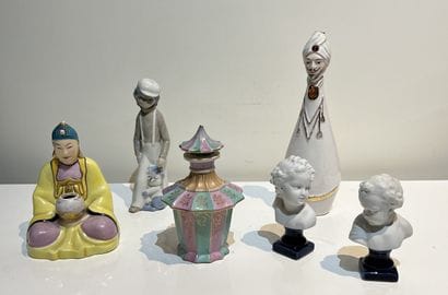 Porcelain, including Limoges: - fakir bottle,...