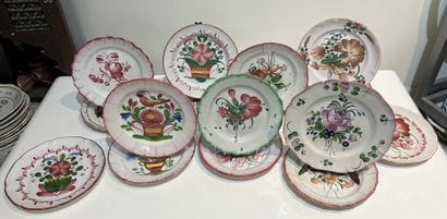 Set of fifteen plates, poly-lobed wings,...