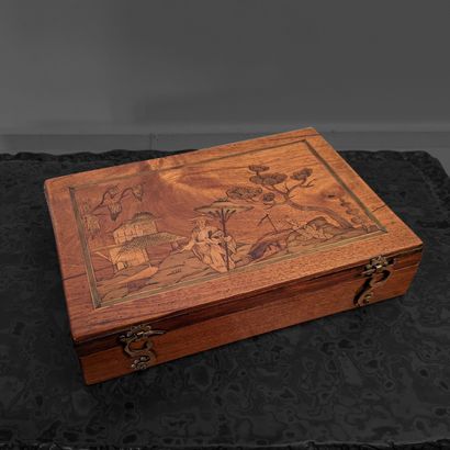 Small mahogany and rosewood box, the lid...