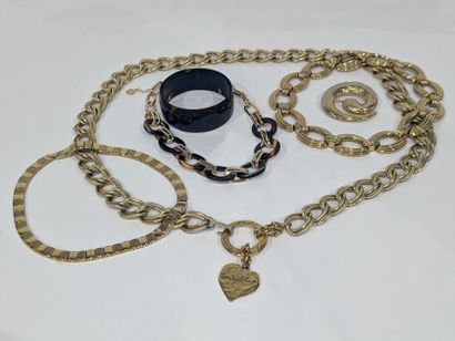 Set of costume jewelry in gold-plated metal:...