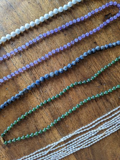 Set of necklaces or sautoirs: one in freshwater...