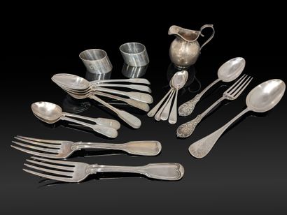 Silver (800 and 925): a pair of napkin rings,...