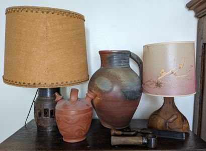 Art Populaire : ancien moyeu de char monté...