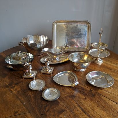 Silver-plated metal: round canopy, sauceboat...