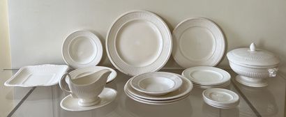 Wedgwood. Part of an Edme dinner service....