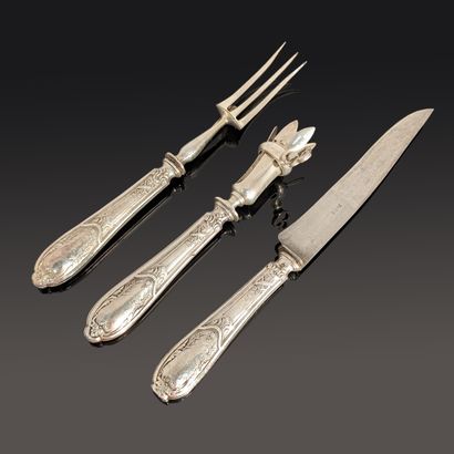 Three cutting service pieces, handles in...