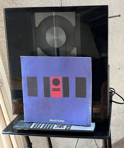Bang & Olufsen HI-FI system from 1996. Model...