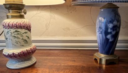 Lot: old earthenware oil lamp decorated with...