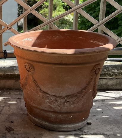 Set of terracotta truncated cone-shaped flower...