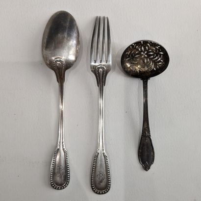 Set in silver (925): child's cutlery, the...