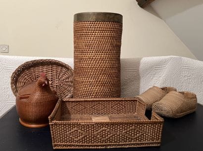 Basketry case: pair of clogs, chicken box,...