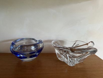 DAUM France. Free-form ashtray and pestle...