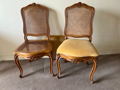 Suite of six chairs in molded and carved...
