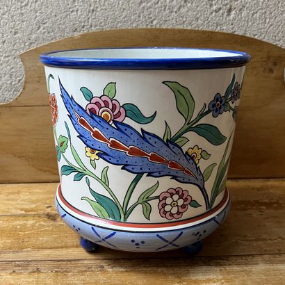 VIEILLARD in Bordeaux. Earthenware cache-pot...
