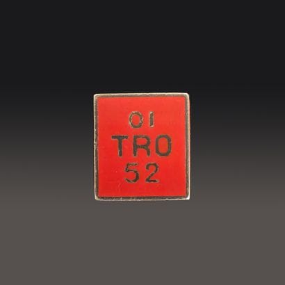 Coral-red enameled signet ring in sterling...