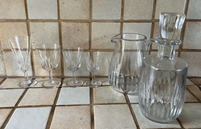 Cristallerie de BACCARAT. Set of crystal...