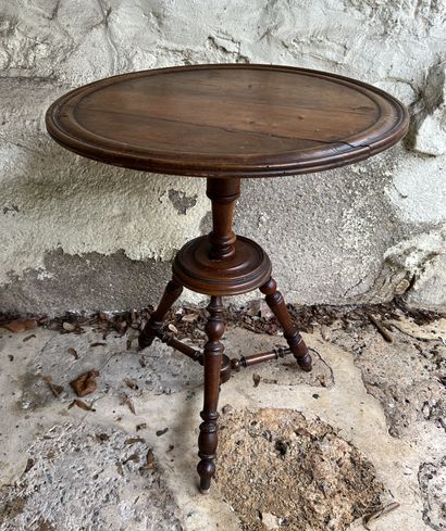 Pedestal table in fruitwood, round top with...