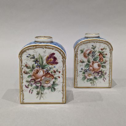 Two flat-bottomed porcelain flasks, decorated...