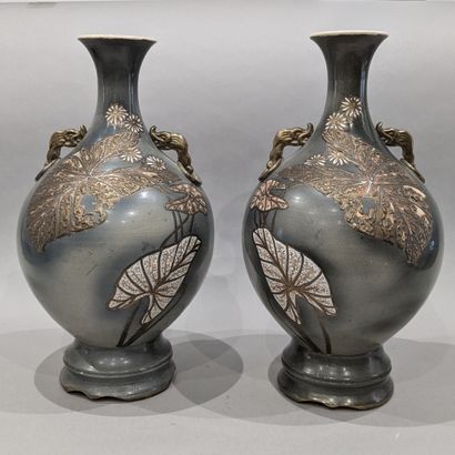Pair of Japanese porcelain vases with gray...
