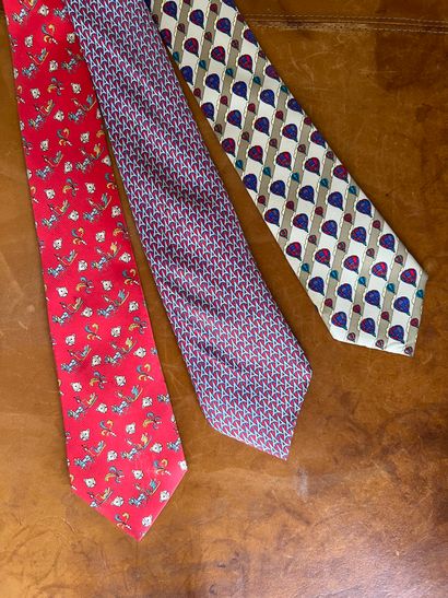 HERMES Paris. Three silk ties with printed...