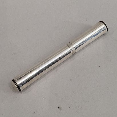 Plain silver-plated metal cigar case. Work...