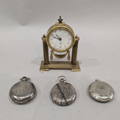 Deux montres de gousset en argent (800)....