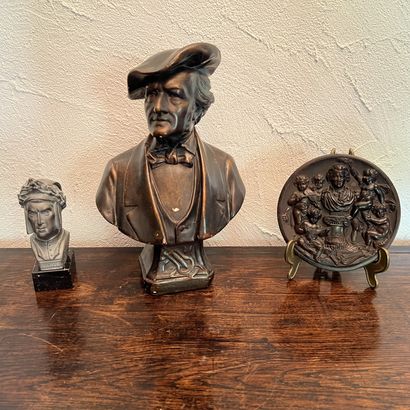 Bust of Wagner in plaster with an imitation...