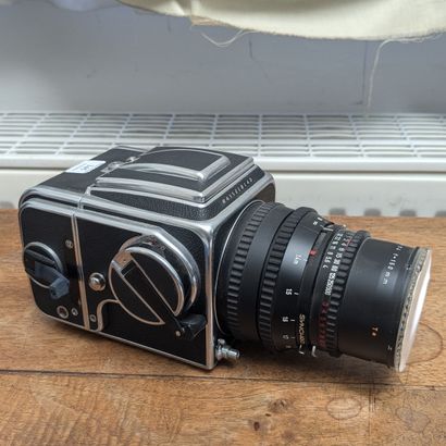 HASSELBLAD camera, model 500C with Carl Zeiss...