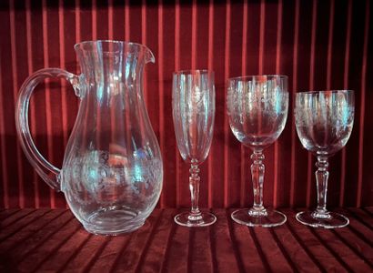 Set of crystal stemmed glasses, with engraved...