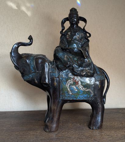Bronze and cloisonné enamel group depicting...