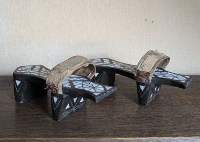 Pair of socks in natural wood and mother-of-pearl....