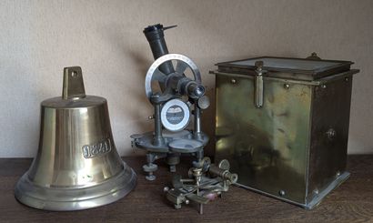 Set: marine compass, brass sextant, theodolite,...