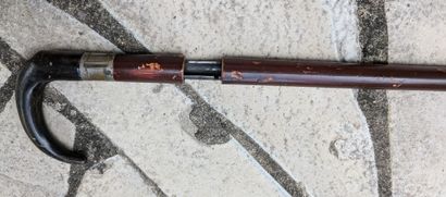 Single-shot shotgun cane, caliber 11mm. Varnished...