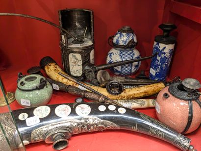 Set of opium pipes in various materials and...