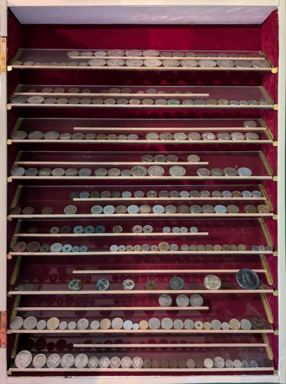 Set of coins, some in silver 100 francs,...