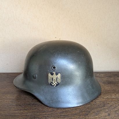 Casque allemand modèle 1940. Coque à un insigne...