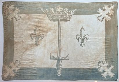 Ensemble de bannières et tissus à décor héraldiques...