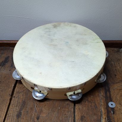 Instruments de musique : tambour, tambou...